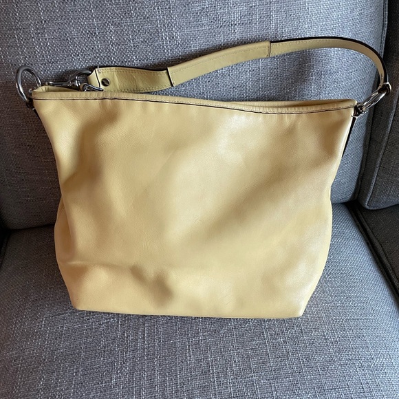 COACH Smooth Leather Hobo (pale yellow) with silver hardware - Picture 2 of 5